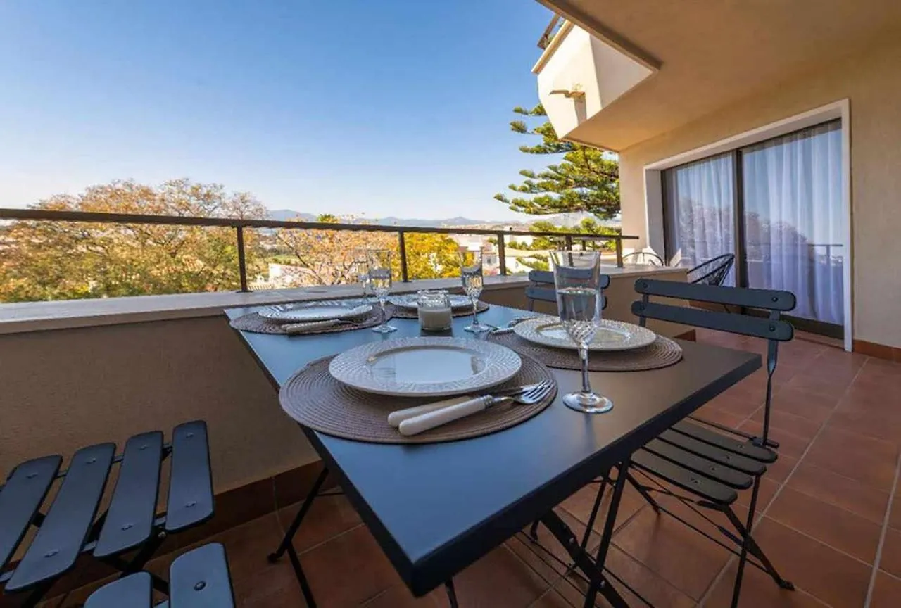דירות אסטפונה Atalaya Apartagolf